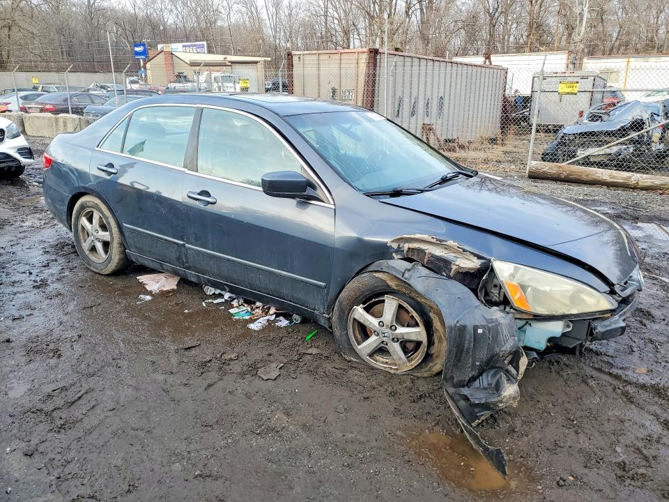 Photo 4 from auction – 2005 HONDA ACCORD with VIN 1HGCM56715A192258