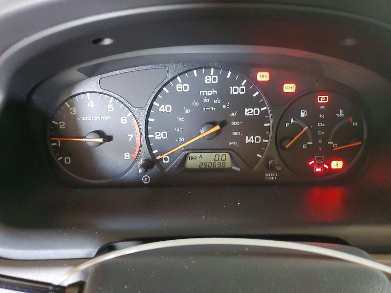 Photo 9 from auction – 2001 HONDA ACCORD LX with VIN 1HGCF86601A031669