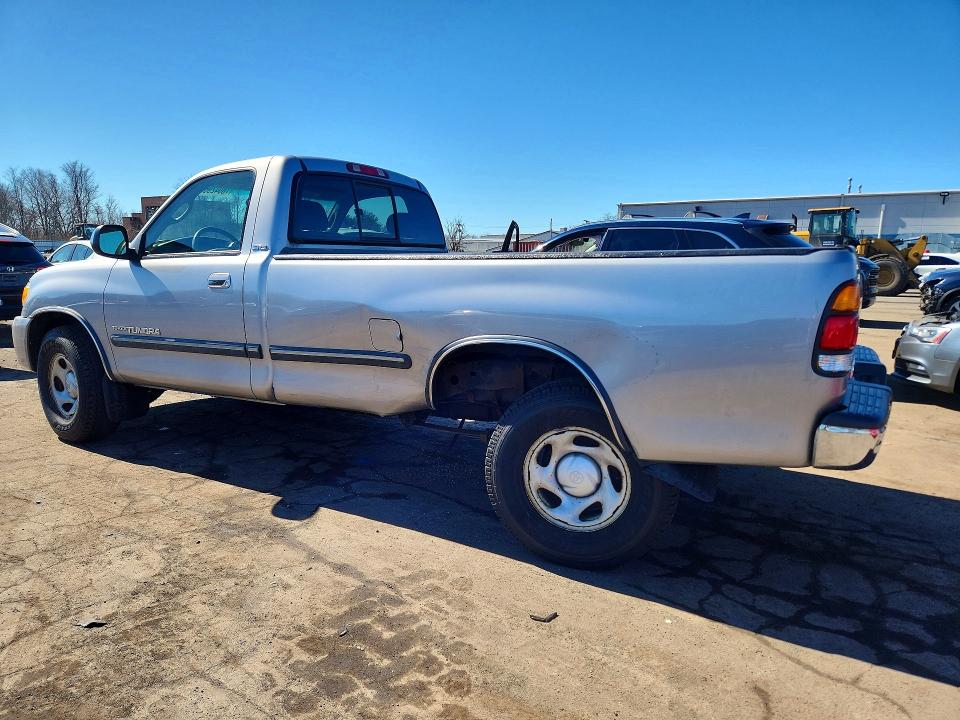 Photo 2 from auction – 2003 TOYOTA TUNDRA with VIN 5TBKT441X3S365810