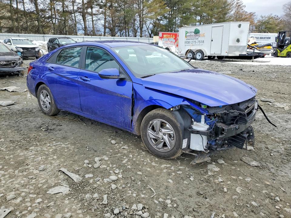Снимка 4 от търг – 2025 HYUNDAI ELANTRA с VIN KMHLL4DG7SU856664