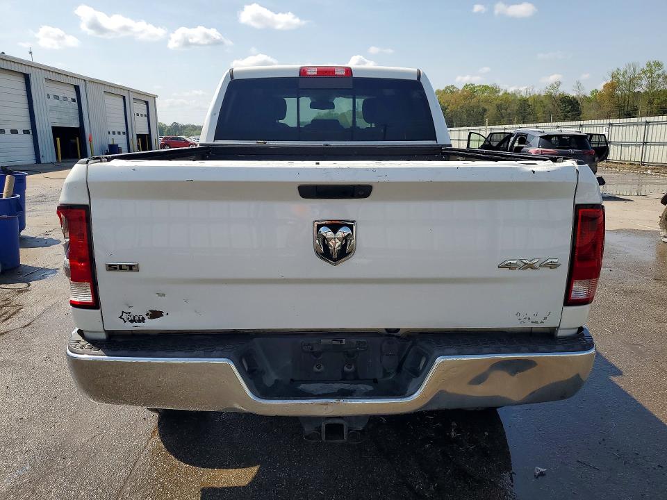 Фото 6 с аукциона – 2016 RAM 2500 с VIN 3C6UR5DL4GG330066