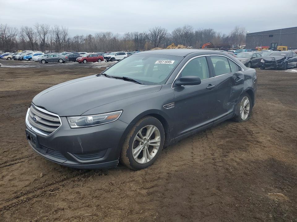 FORD TAURUS 2015 with VIN 1FAHP2D88FG141124 - Photo from auction