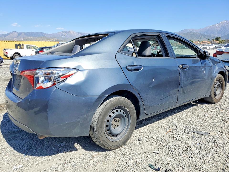 Photo 3 from auction – 2017 TOYOTA COROLLA with VIN 5YFBURHEXHP709800