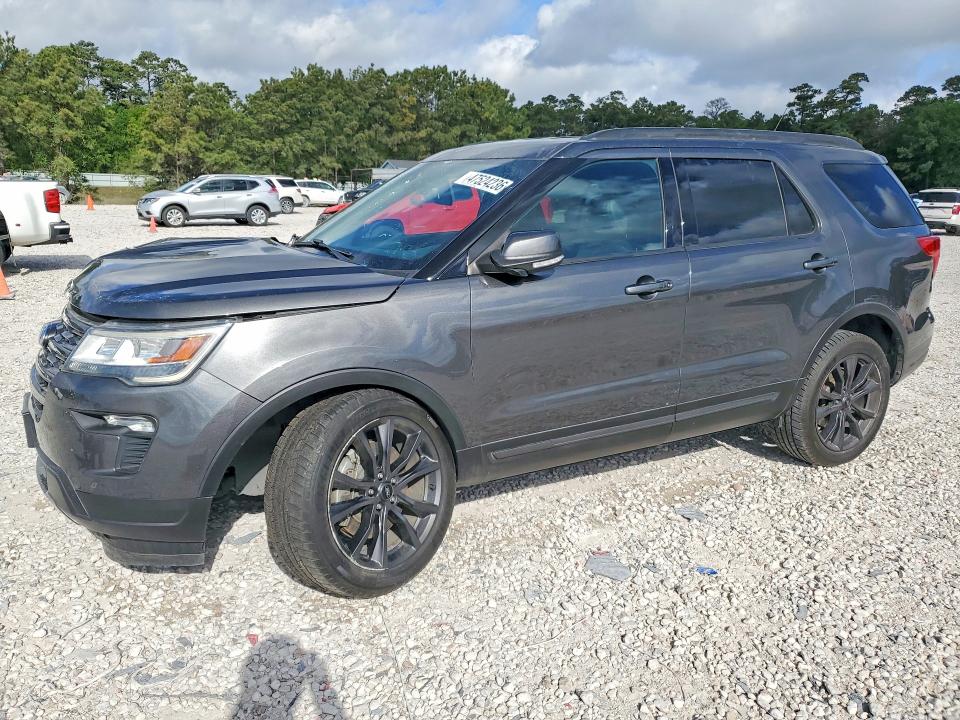 FORD EXPLORER 2018 with VIN 1FM5K8D85JGB80157 - Photo from auction