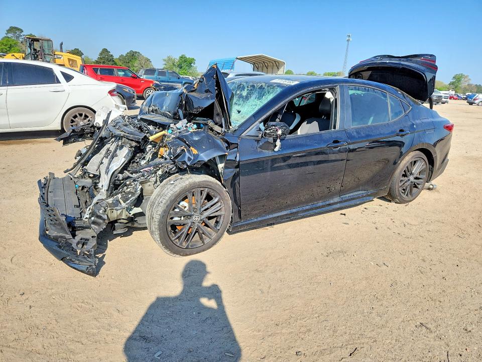 TOYOTA CAMRY 2025 with VIN 4T1DAACK1SU151342 - Photo from auction