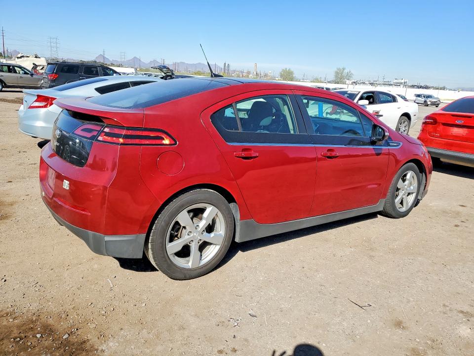 Photo 3 from auction – 2012 CHEVROLET VOLT with VIN 1G1RA6E43CU105821