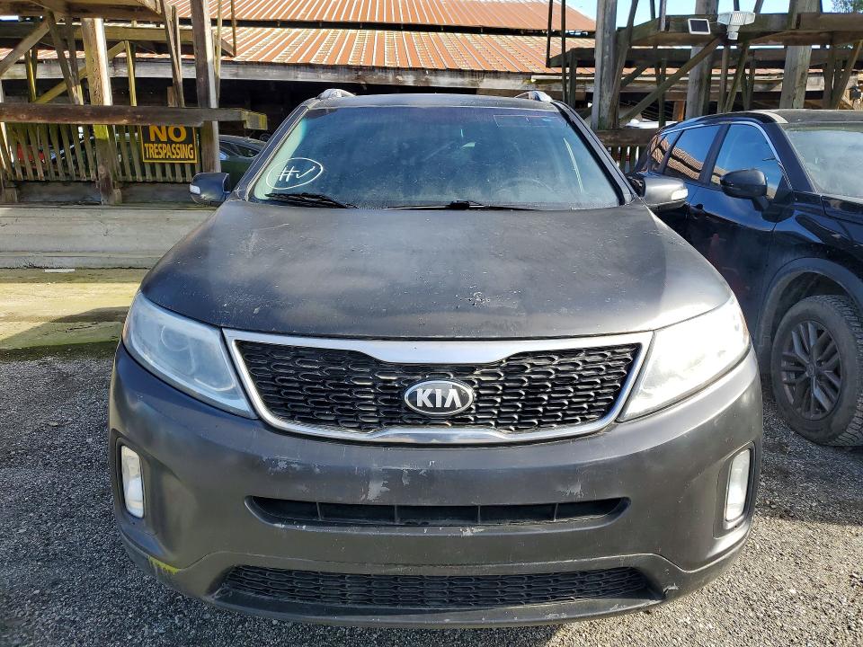 Photo 5 from auction – 2014 KIA SORENTO with VIN 5XYKTCA65EG424604