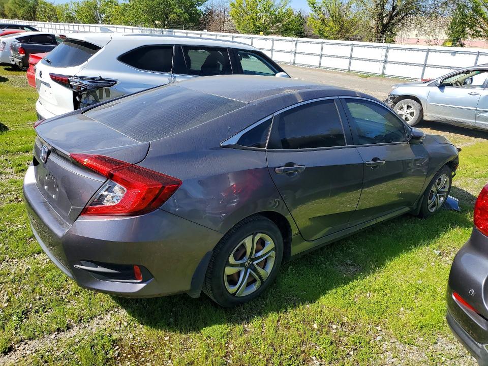 Photo 3 from auction – 2016 HONDA CIVIC with VIN 19XFC2F53GE242279