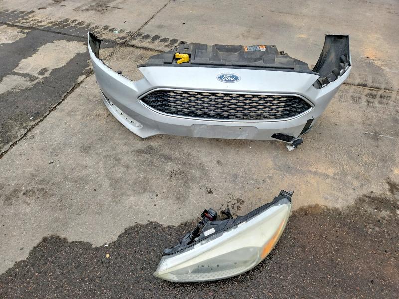 Photo 12 from auction – 2015 FORD FOCUS with VIN 1FADP3K27FL269266