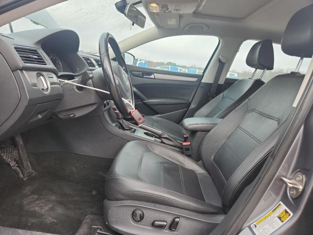 Photo 7 from auction – 2015 VOLKSWAGEN PASSAT with VIN 1VWBV7A32FC053394