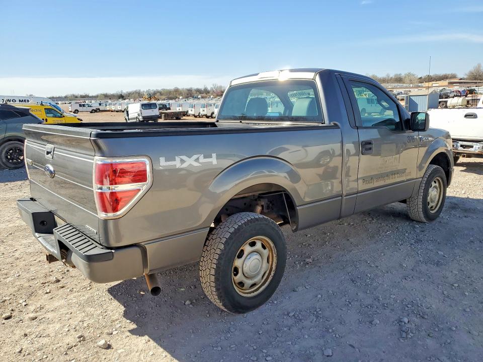 صورة رقم 3 من المزاد - 2013 FORD F150 مع VIN 1FTMF1EM4DFC47056