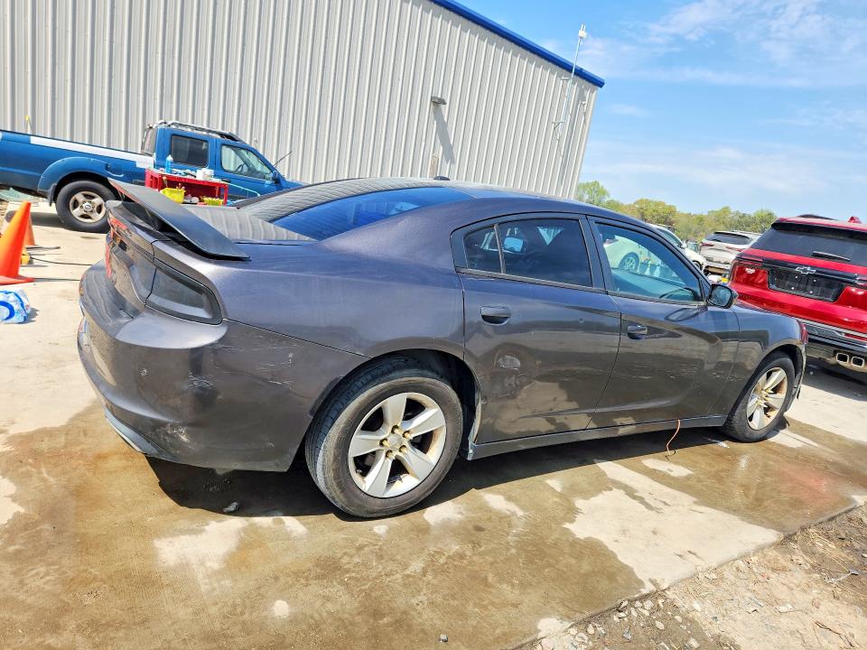 Photo 3 from auction – 2016 DODGE CHARGER with VIN 2C3CDXBGXGH114912