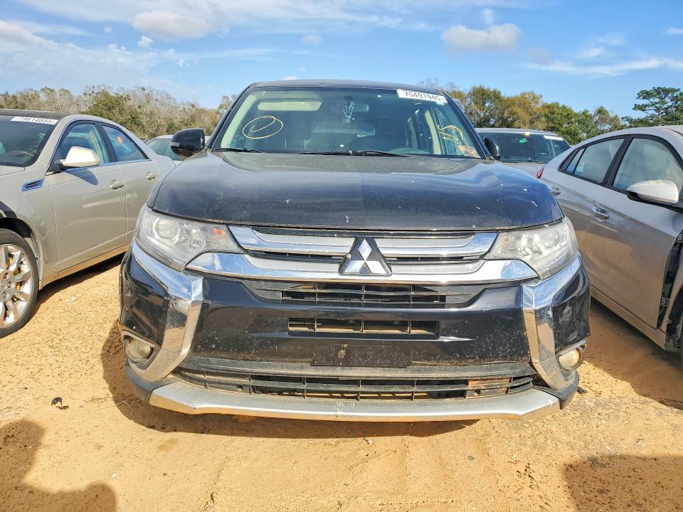 Photo 5 from auction – 2017 MITSUBISHI OUTLANDER with VIN JA4AD3A32HZ016091