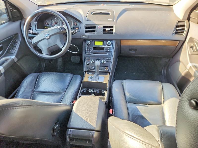 Photo 8 from auction – 2010 VOLVO XC90 with VIN YV4982CY3A1547642