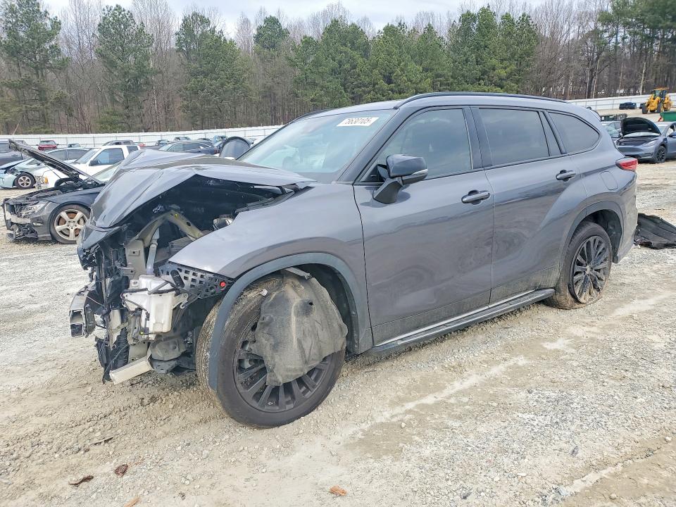 2023 TOYOTA HIGHLANDER - Търг №78630105