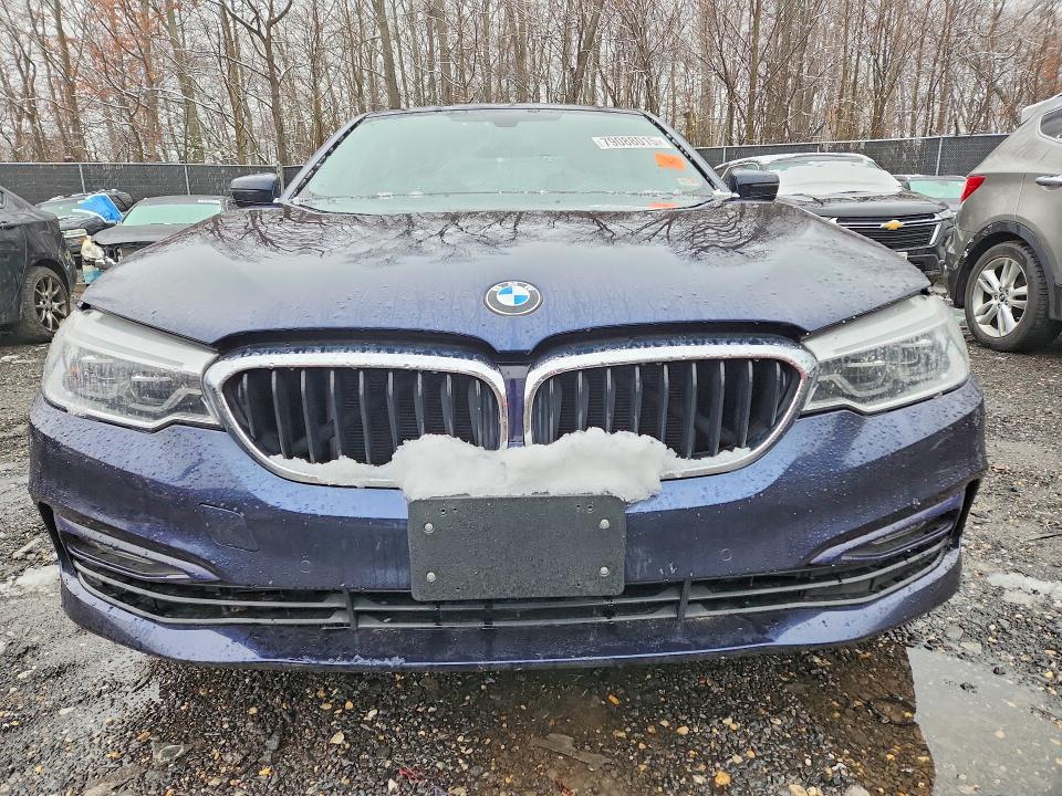 Photo 5 from auction – 2017 BMW 540 with VIN WBAJE7C38HG889876