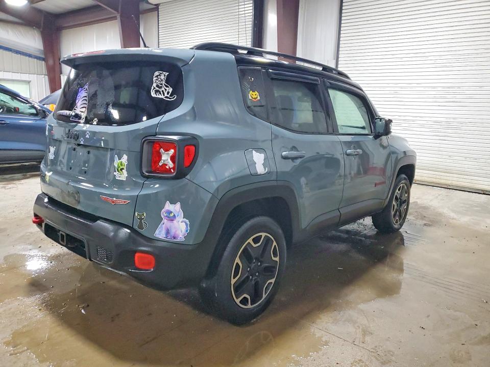 Photo 3 from auction – 2016 JEEP RENEGADE with VIN ZACCJBCT0GPE21913