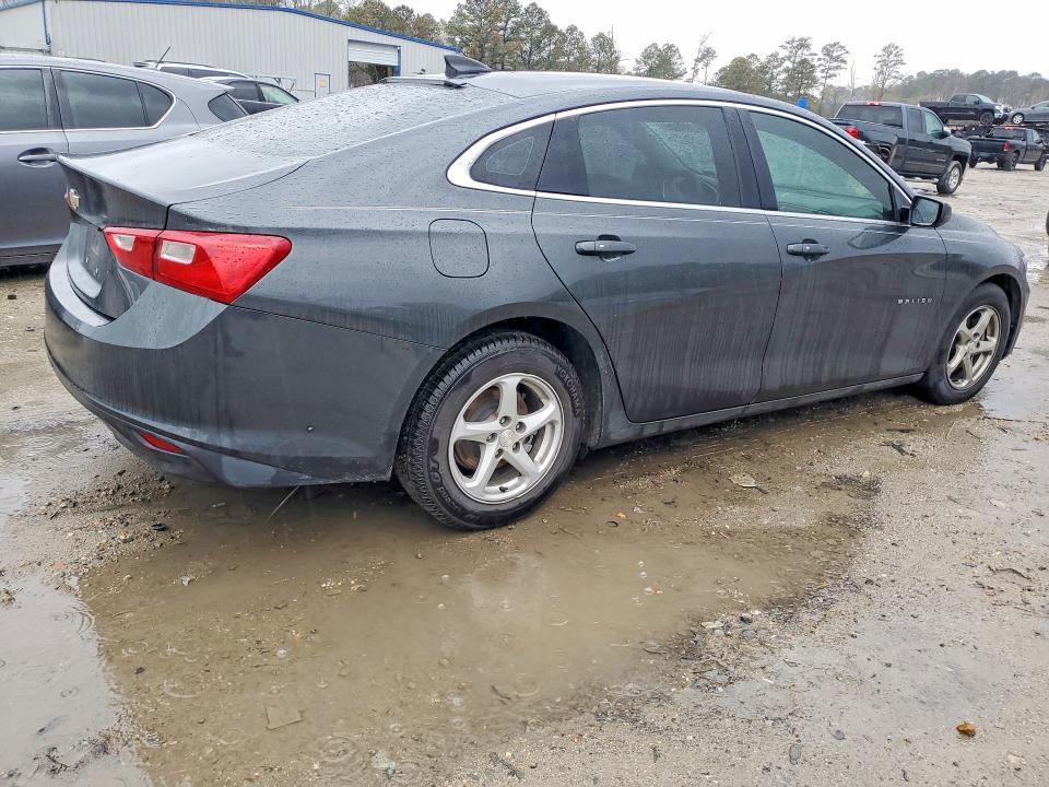 Photo 3 from auction – 2017 CHEVROLET MALIBU with VIN 1G1ZB5ST5HF292641