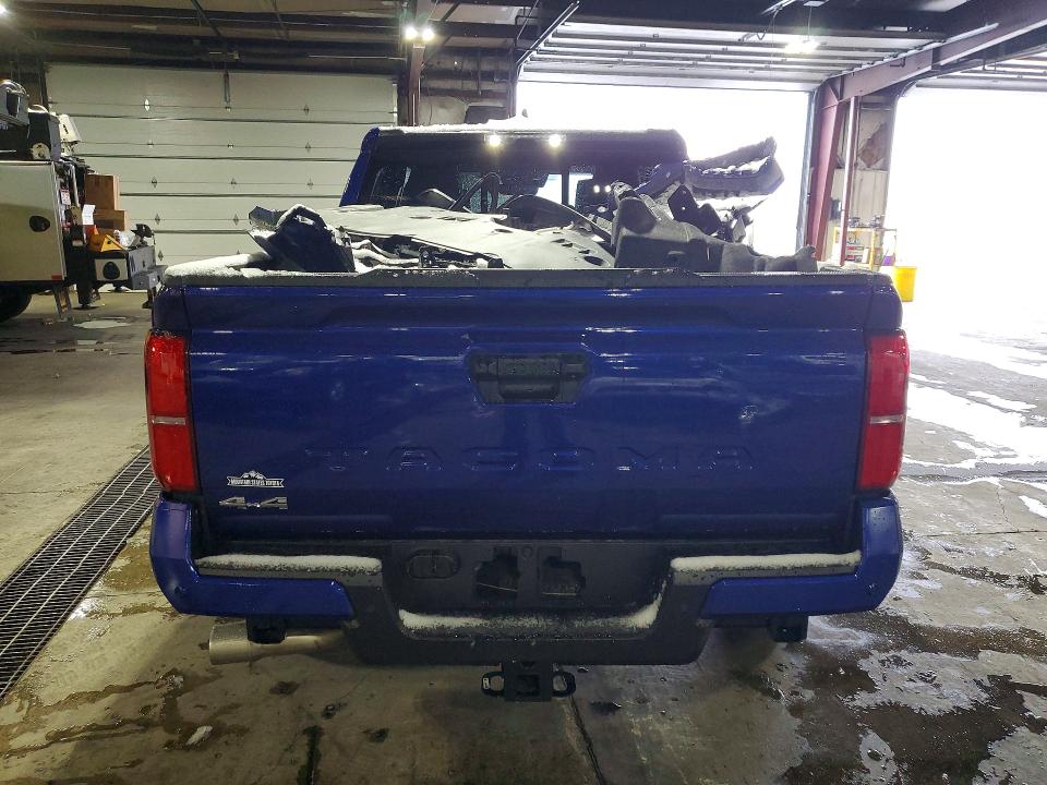Photo 6 from auction – 2025 TOYOTA TACOMA with VIN 3TMLB5JN0SM185312