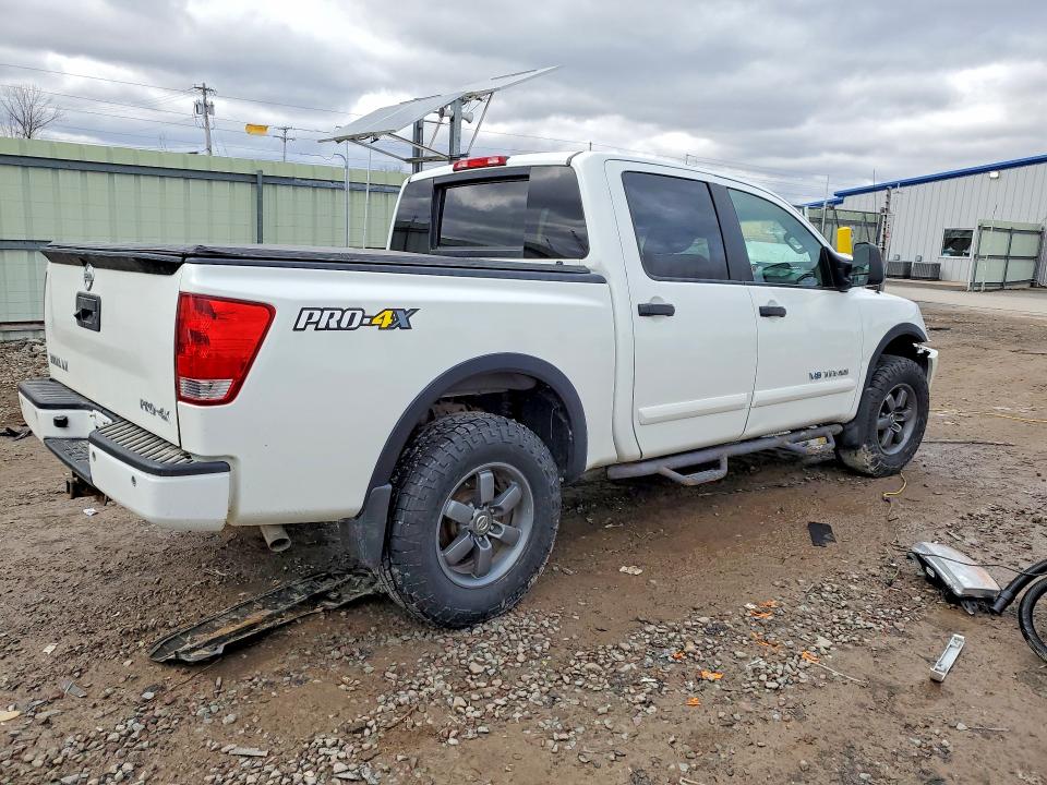 Photo 3 from auction – 2013 NISSAN TITAN with VIN 1N6AA0EC9DN310917