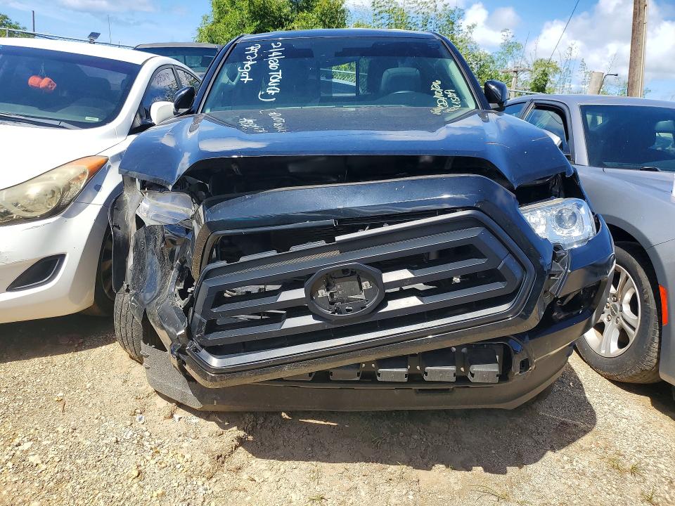 Photo 5 from auction – 2022 TOYOTA TACOMA with VIN 3TYRX5GN7NT062134