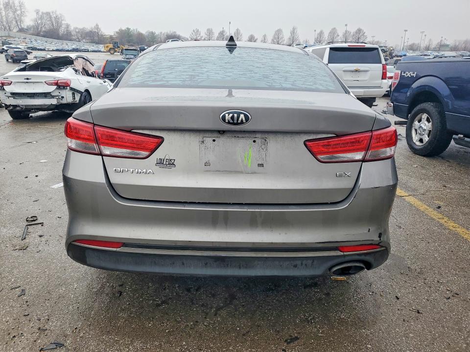 Photo 6 from auction – 2016 KIA OPTIMA with VIN 5XXGU4L32GG091474