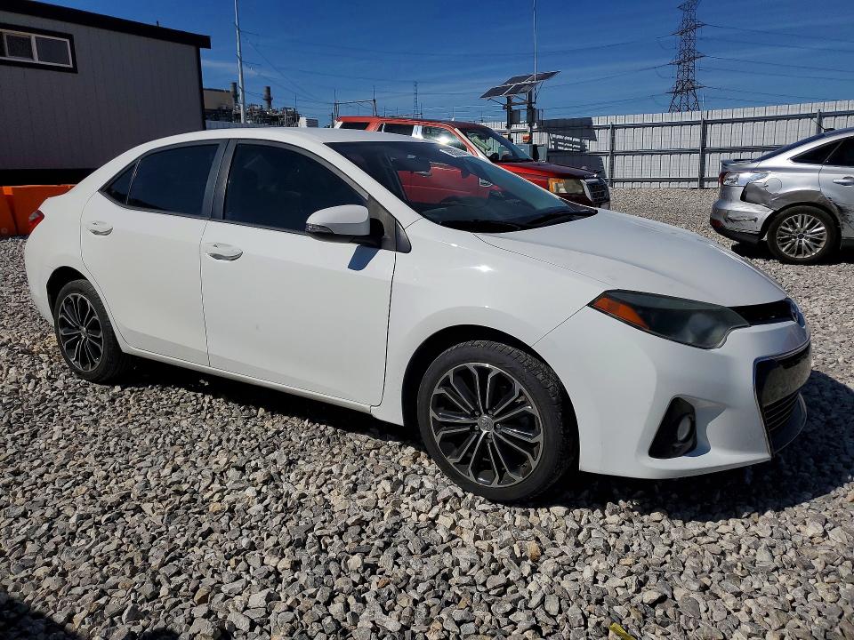 Photo 4 from auction – 2015 TOYOTA COROLLA with VIN 5YFBURHE9FP231379