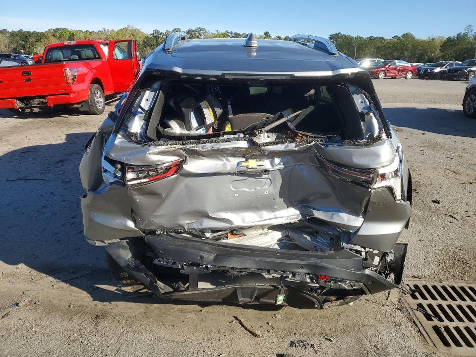 Photo 6 from auction – 2025 CHEVROLET EQUINOX with VIN 3GNAXPEG0SL103821
