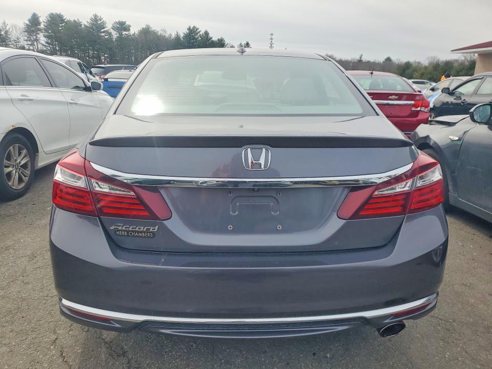 Photo 6 from auction – 2016 HONDA ACCORD with VIN 1HGCR2F80GA177486