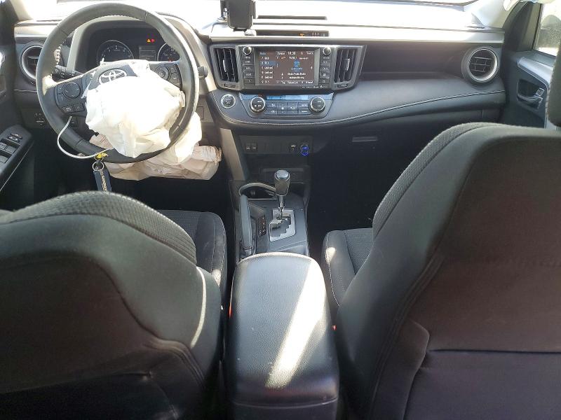 Photo 8 from auction – 2017 TOYOTA RAV4 with VIN 2T3WFREV9HW402561