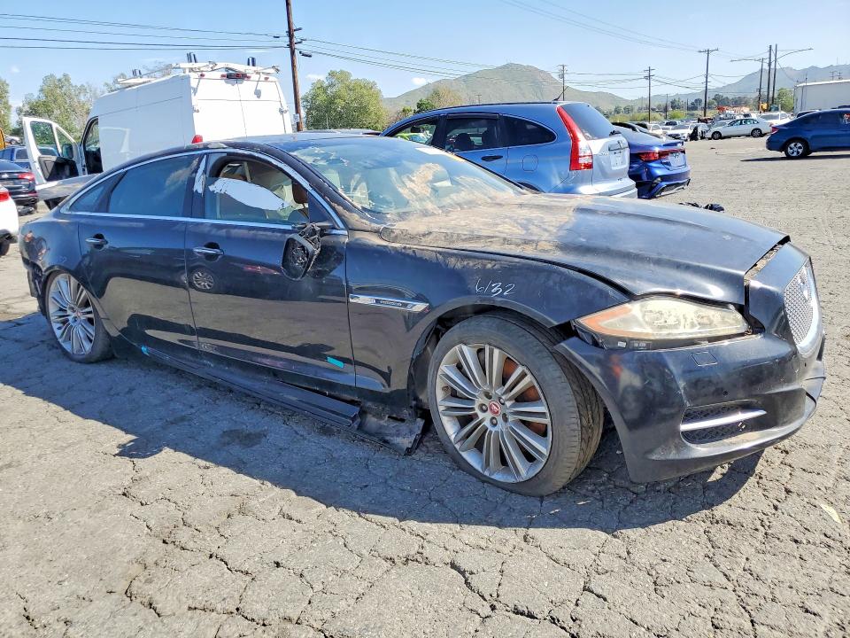 Photo 4 from auction – 2015 JAGUAR XJL with VIN SAJWA2GT6FMV77203