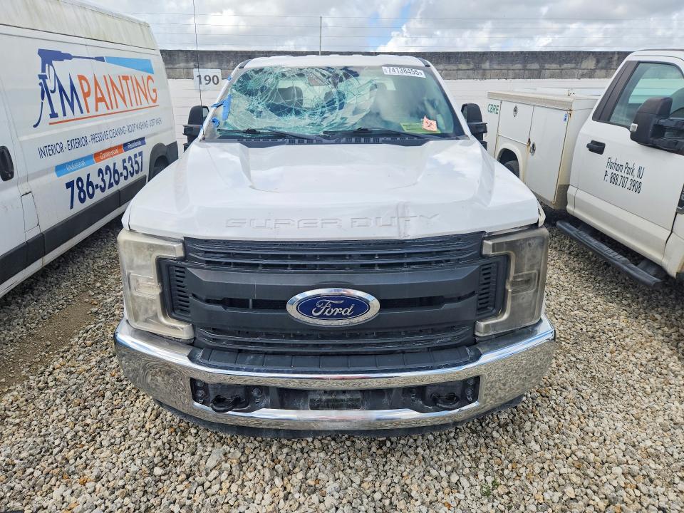 Photo 5 from auction – 2017 FORD F250 with VIN 1FT7W2A62HEF07525