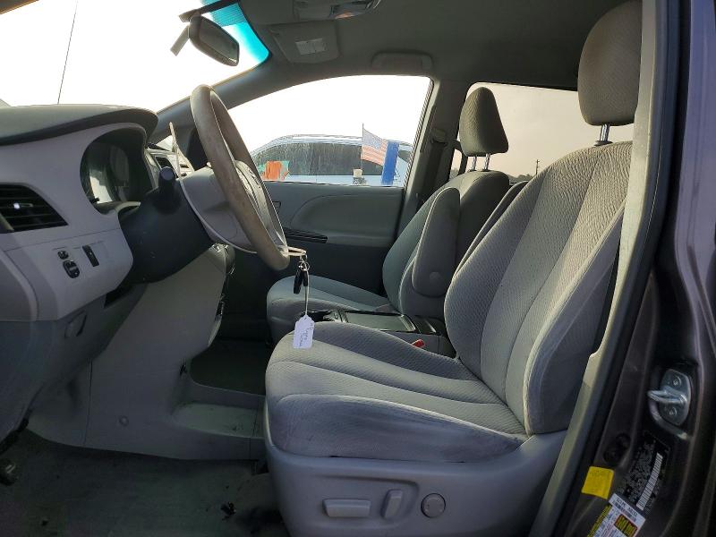 Photo 7 from auction – 2012 TOYOTA SIENNA with VIN 5TDKK3DC6CS218597