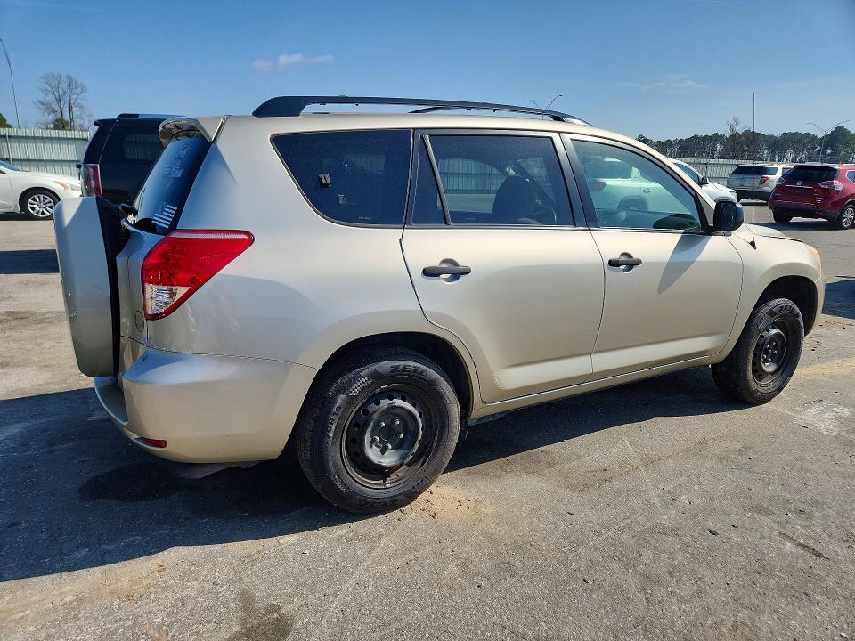 Photo 3 from auction – 2007 TOYOTA RAV4 with VIN JTMZD33V076031034