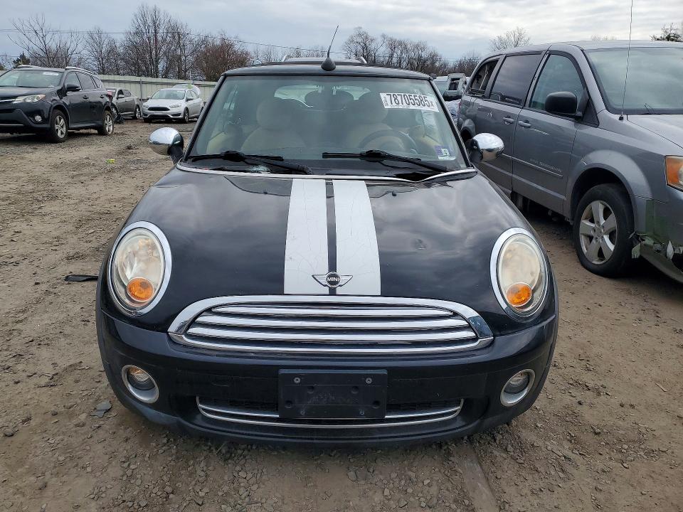 صورة رقم 5 من المزاد - 2009 MINI COOPER مع VIN WMWMR33509TU95213