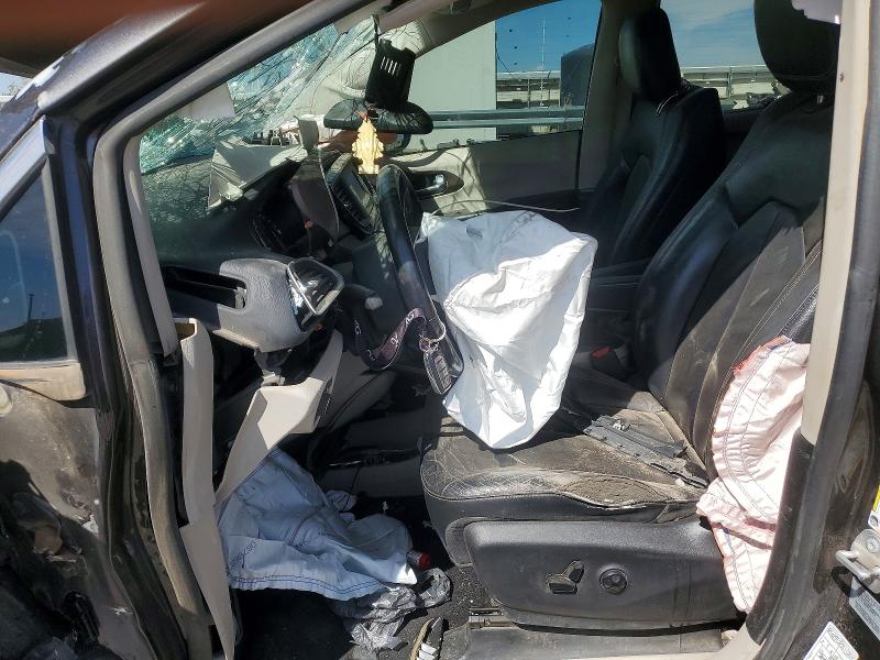 Photo 7 from auction – 2017 CHRYSLER PACIFICA with VIN 2C4RC1BG5HR642665