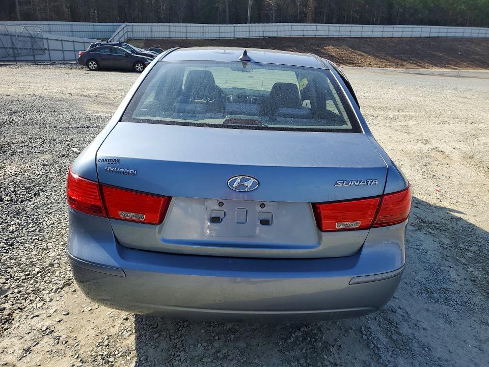 Photo 6 from auction – 2010 HYUNDAI SONATA with VIN 5NPET4AC7AH638523