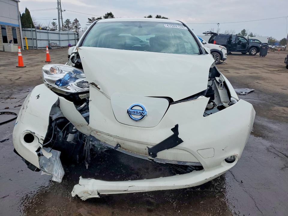 Photo 5 from auction – 2017 NISSAN LEAF with VIN 1N4BZ0CP0HC311998