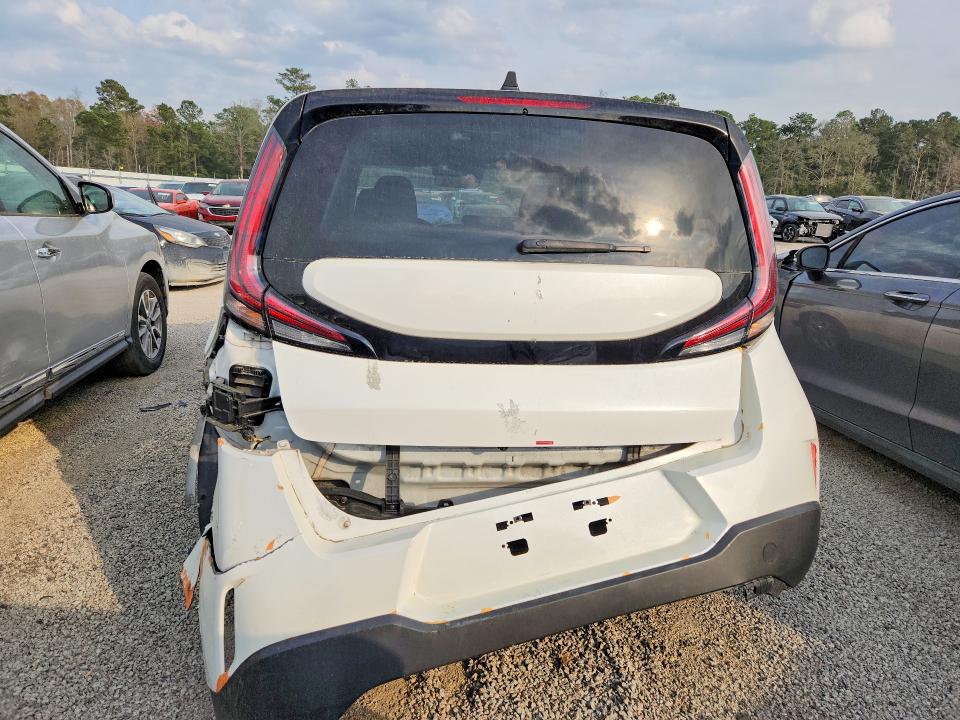 Photo 6 from auction – 2023 KIA SOUL with VIN KNDJ23AUXP7858546