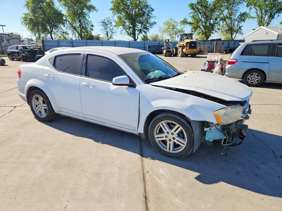 Photo 4 from auction – 2013 DODGE AVENGER with VIN 1C3CDZCG8DN741959