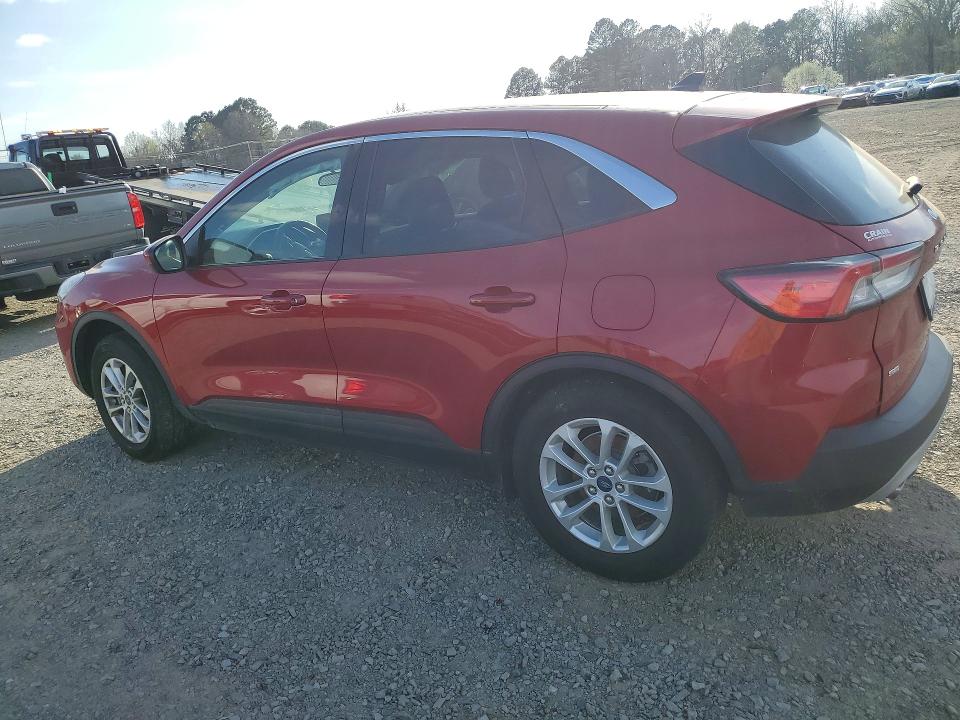 Photo 2 from auction – 2021 FORD ESCAPE with VIN 1FMCU9G66MUB03465