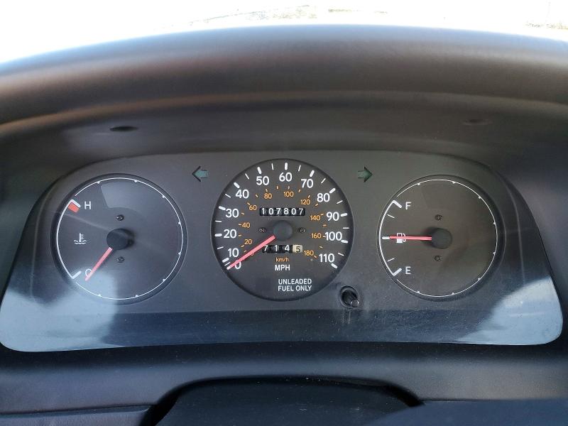 Photo 9 from auction – 1994 TOYOTA COROLLA with VIN 2T1AE04B1RC047946