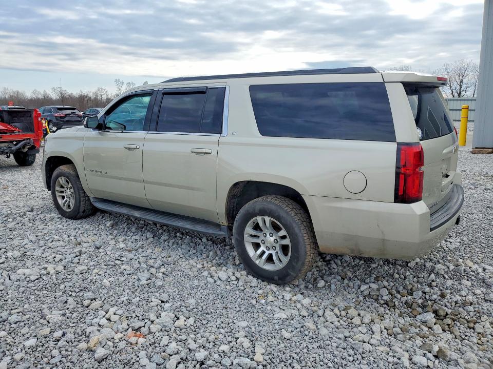 Photo 2 from auction – 2016 CHEVROLET SUBURBAN with VIN 1GNSKHKC1GR444834