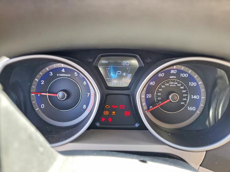Photo 9 from auction – 2014 HYUNDAI ELANTRA with VIN KMHDH4AE2EU048090
