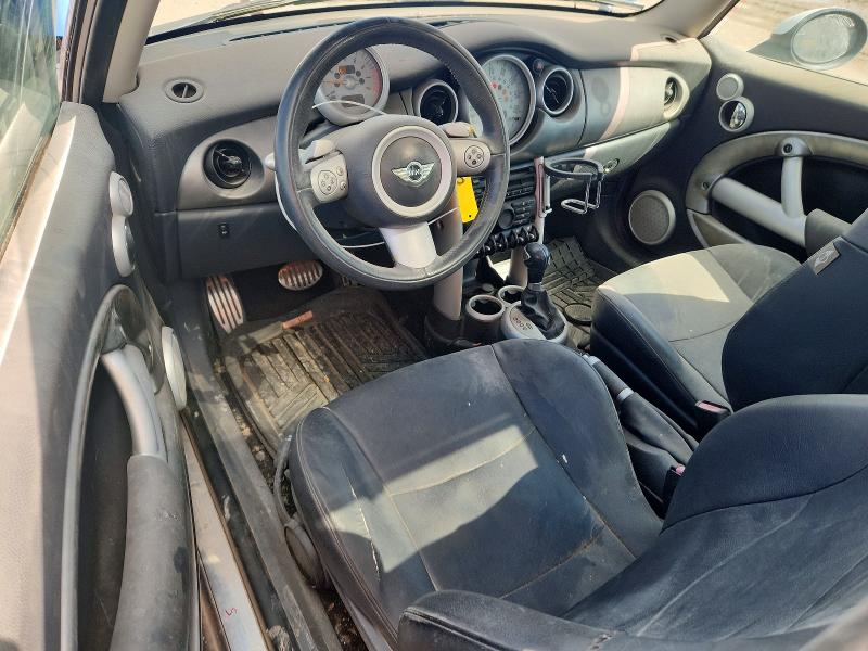 Photo 8 from auction – 2005 MINI COOPER with VIN WMWRE33435TG95475