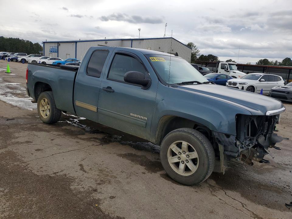 Photo 4 from auction – 2013 GMC SIERRA with VIN 1GTR1VE09DZ236268