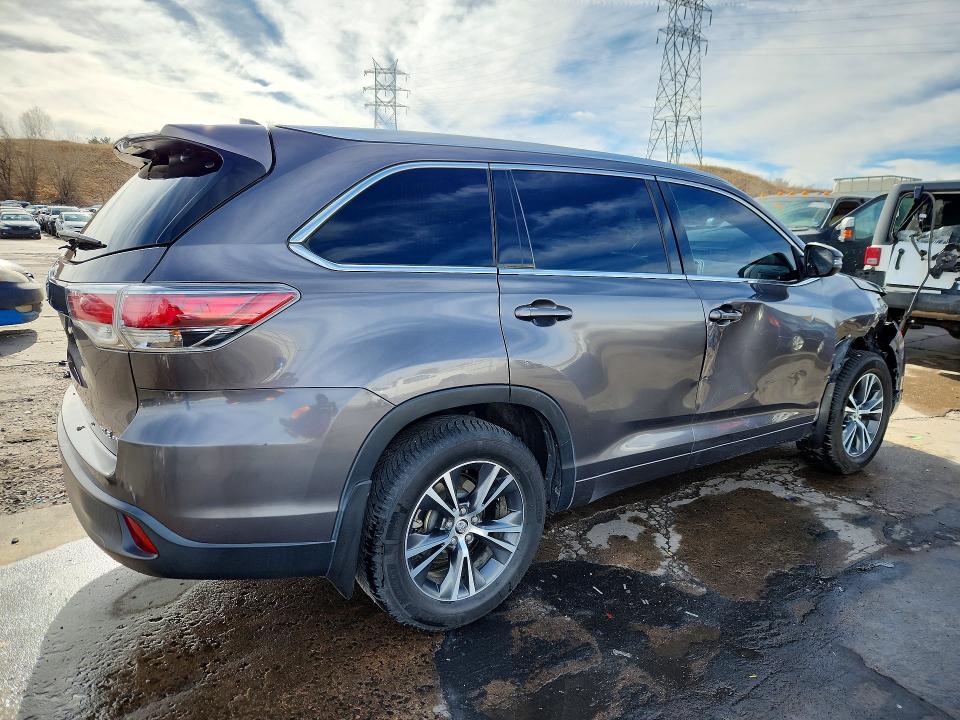 صورة رقم 3 من المزاد - 2016 TOYOTA HIGHLANDER مع VIN 5TDJKRFH0GS250491