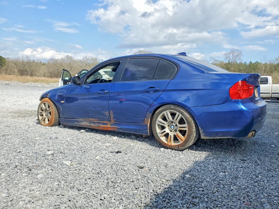 صورة رقم 2 من المزاد - 2011 BMW 328 مع VIN WBAPH5G5XBNN59368
