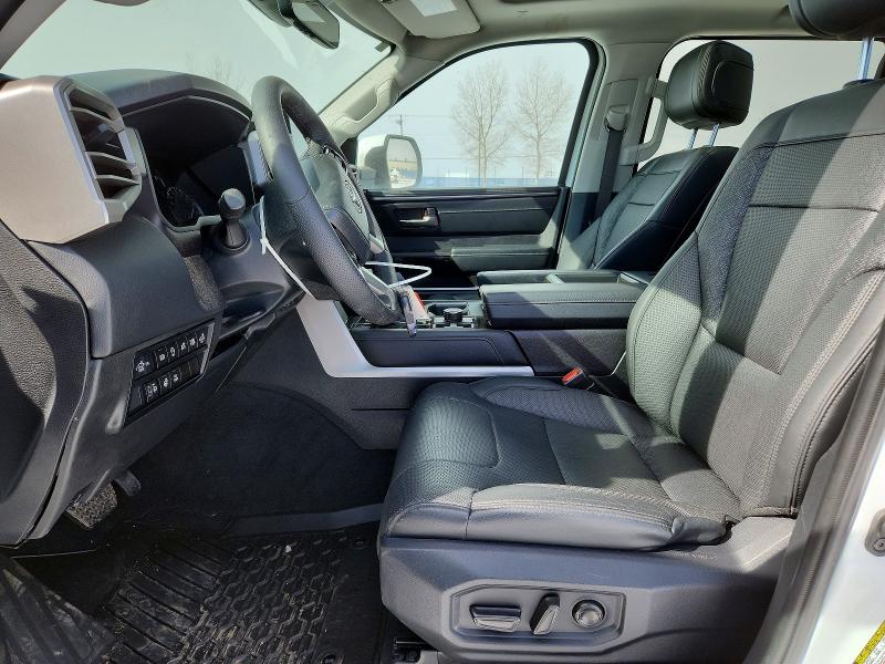 Photo 7 from auction – 2023 TOYOTA TUNDRA with VIN 5TFJA5DB5PX077653