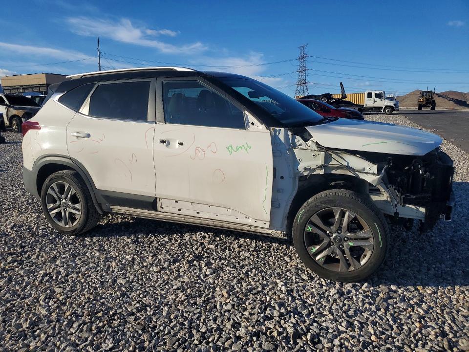 Foto 4 de la subasta – 2021 KIA SELTOS con VIN KNDEU2AA5M7118801